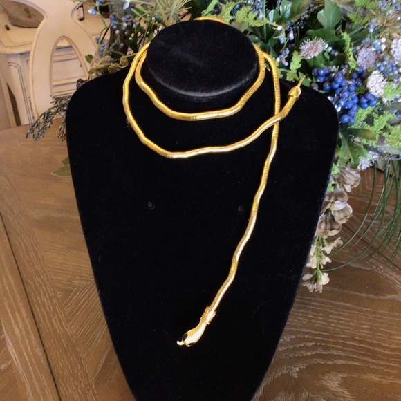 Fashion Costume Gold Shiny Metal Snake Simulation Adjustable Wrap Necklace - Picture 5 of 8